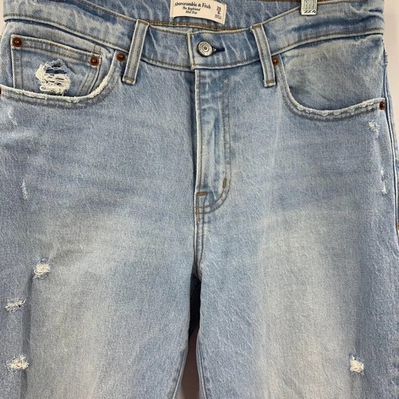 Abercrombie & Fitch Women's The Boyfriend Mid Rise Distressed Jeans Size 28 - Picture 5 of 12